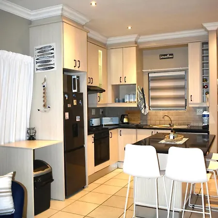 Garden Of Eden Villa Jeffreys Bay Exterior photo